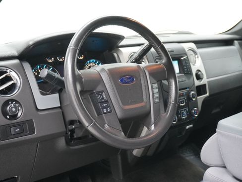 Used 2013 Ford F150 XLT w/ Luxury Equipment Group image 10