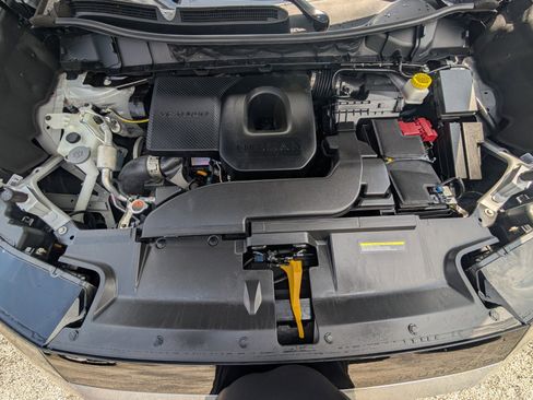 Certified 2025 Nissan Murano SV FWD image 21