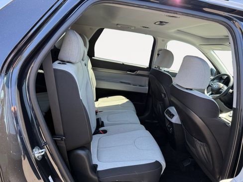Used 2020 Hyundai Palisade SEL FWD image 18