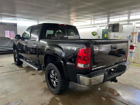 Used 2010 GMC Sierra 1500 SLT w/ LPO, Deluxe Chrome Package image 5