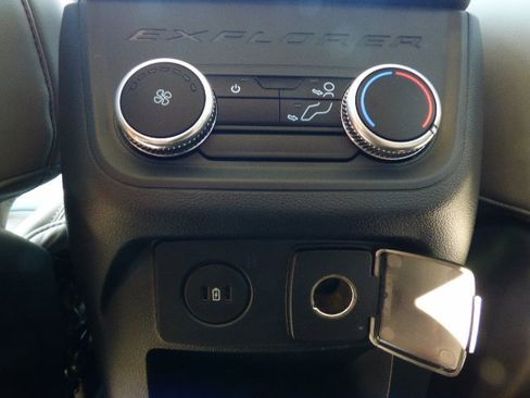 New 2026 Ford Explorer Active image 18