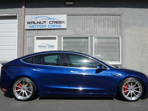 Used 2020 Tesla Model 3 Performance AWD/4WD image 24