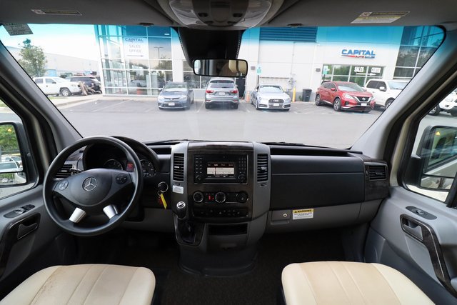 Used 2014 Mercedes-Benz Sprinter 3500 image 38