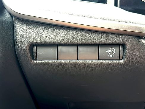 New 2026 Nissan Kicks SV w/ SV Premium Package FWD image 26