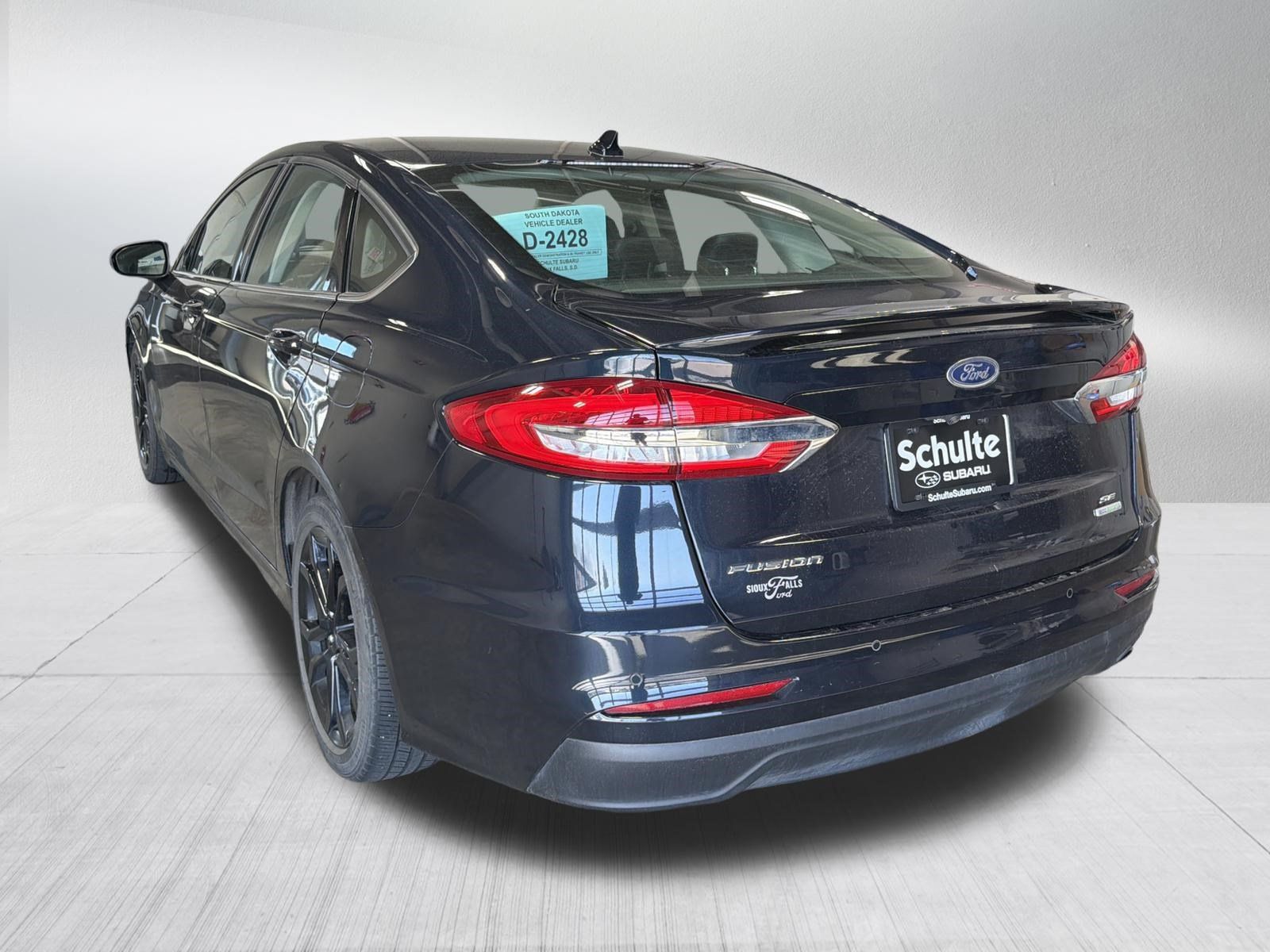 Used 2020 Ford Fusion SE w/ Equipment Group 151A FWD image 5