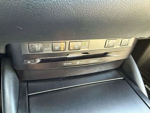 Used 2020 Lexus ES 300h w/ Premium Package image 24