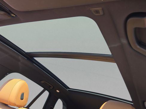 Certified 2024 BMW X5 xDrive40i w/ Premium Package image 28