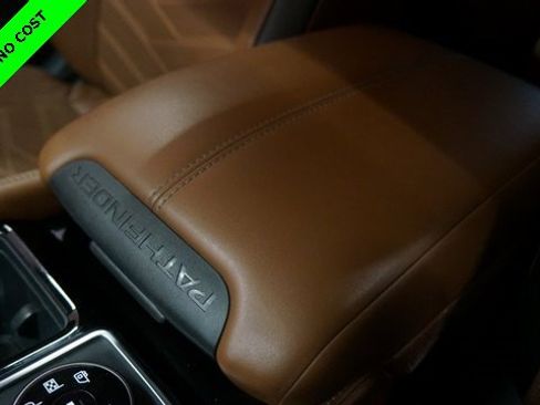 Used 2022 Nissan Pathfinder Platinum w/ Cargo Package image 21