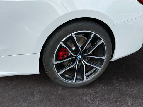 Used 2022 BMW M440i Coupe image 10