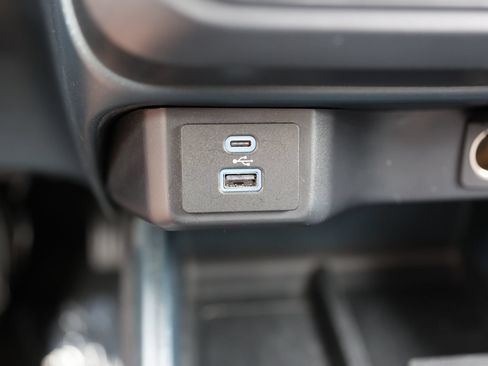 Certified 2022 Ford Maverick XL FWD image 28