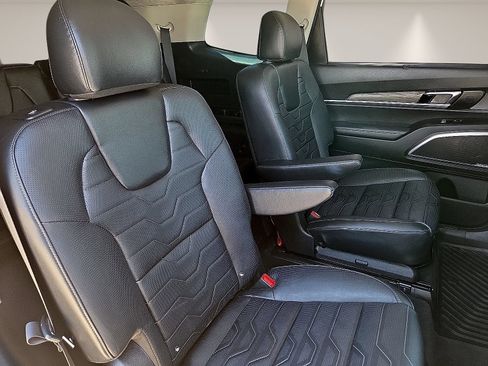Used 2022 Kia Telluride SX w/ SX Prestige Package AWD/4WD image 9