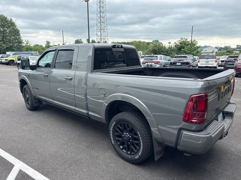 Used 2026 RAM 2500 Limited AWD/4WD image 4