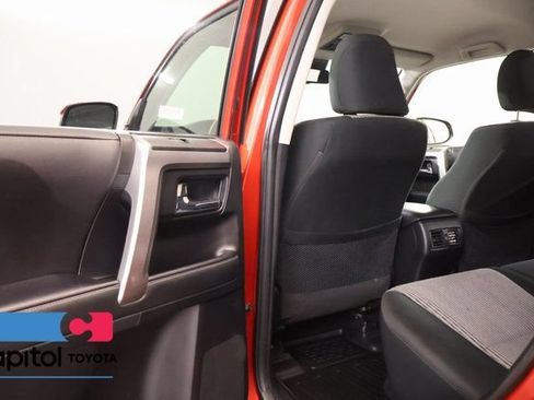 Used 2024 Toyota 4Runner SR5 AWD/4WD image 25