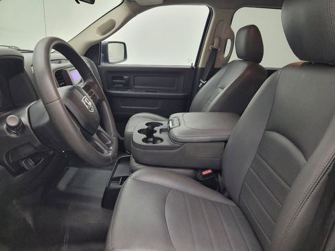 Used 2016 RAM 1500 Tradesman RWD image 17