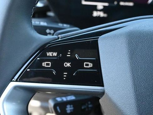 Certified 2025 Audi Q5 Premium w/ Convenience Package AWD/4WD image 7