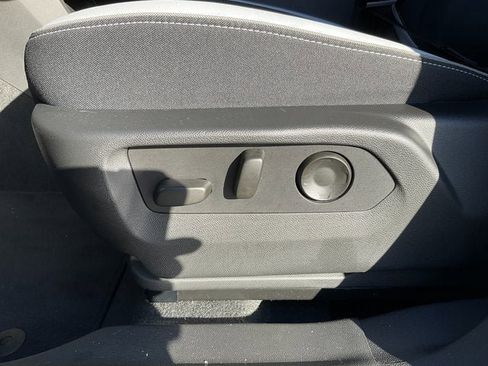 New 2025 Buick Envision Sport Touring image 3