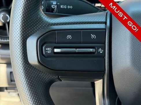 Used 2024 Chevrolet Colorado Trail Boss w/ Technology Package image 16