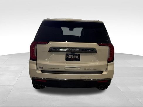 Used 2023 GMC Yukon Denali Ultimate w/ LPO, Floor Liner Package AWD/4WD image 6