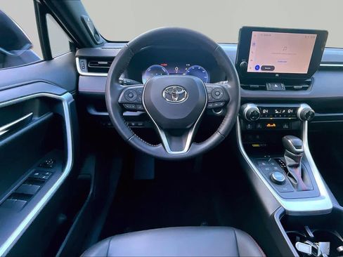 Certified 2023 Toyota RAV4 XSE w/ Weather Package AWD/4WD image 6