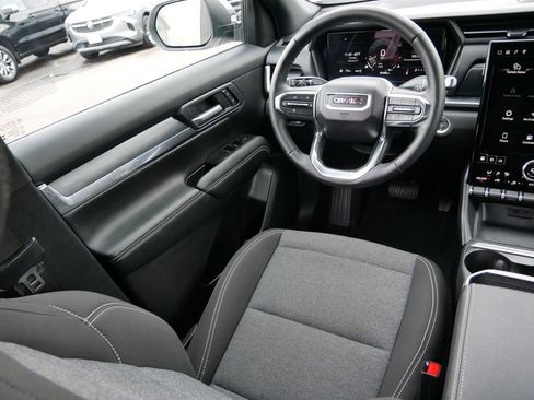 Used 2025 GMC Terrain Elevation image 13