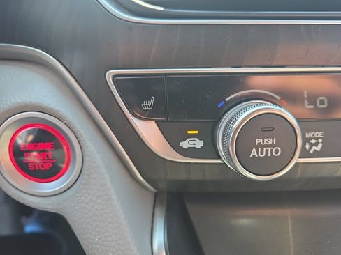 Used 2019 Honda Accord EX-L image 18