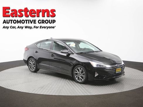 Used 2020 Hyundai Elantra Limited w/ Winter Weather Package FWD image 51