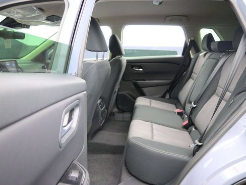 New 2026 Nissan Rogue SV w/ Cold Weather Package AWD/4WD image 9