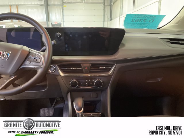 Used 2025 Buick Encore GX Preferred AWD/4WD image 22