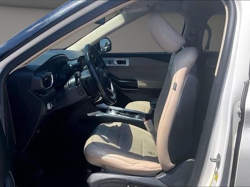 Used 2020 Ford Explorer Limited AWD/4WD image 23