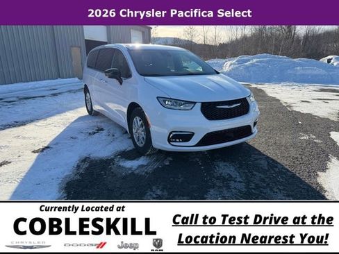 New 2026 Chrysler Pacifica Select image 1