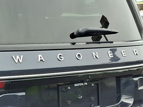 Certified 2022 Jeep Wagoneer Series I AWD/4WD image 28
