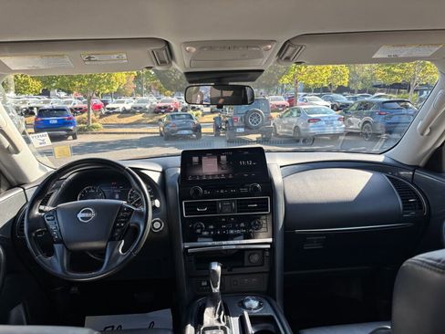 Used 2021 Nissan Armada SV image 12