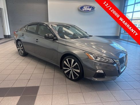 Used 2019 Nissan Altima 2.5 SR w/ SR Premium Package image 1
