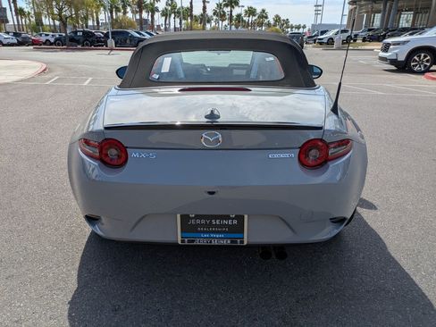 New 2026 MAZDA MX-5 Miata Club RWD image 10