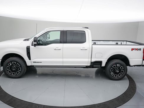 New 2026 Ford F250 Platinum image 8