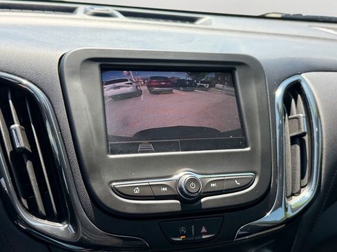 Used 2023 Chevrolet Equinox RS AWD/4WD image 26