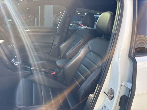 Used 2020 Volkswagen GTI SE image 13