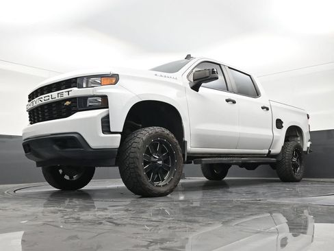 Used 2020 Chevrolet Silverado 1500 Custom w/ Custom Value Package RWD image 20