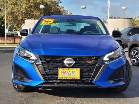 New 2025 Nissan Altima 2.5 SR image 2