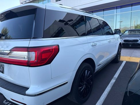 Used 2021 Lincoln Navigator Reserve AWD/4WD image 6