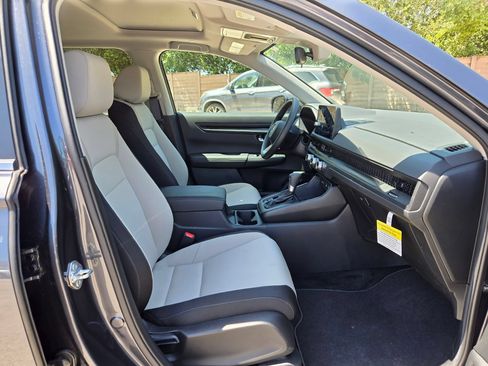 Certified 2026 Honda CR-V EX image 27
