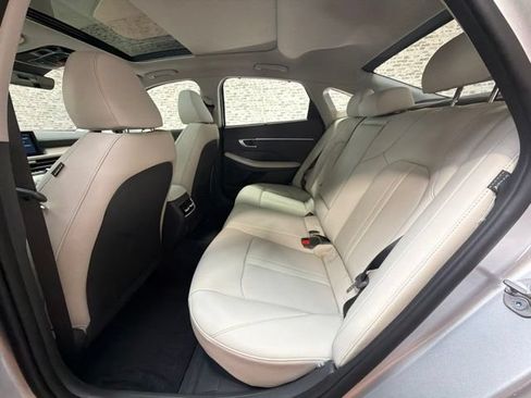 New 2026 Hyundai Sonata Limited FWD image 15
