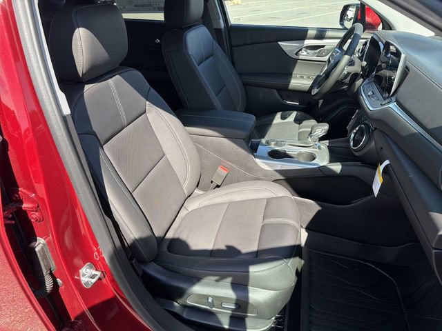 New 2026 Chevrolet Blazer LT w/ LPO, Floor Liner Package AWD/4WD image 29
