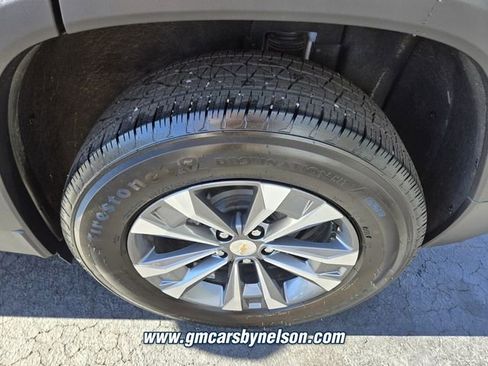 New 2026 Chevrolet Equinox LT w/ Safety and Technology Package FWD image 9