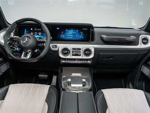 Used 2025 Mercedes-Benz G 63 AMG 4MATIC image 23
