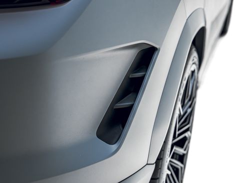 Used 2025 Lamborghini Urus SE AWD/4WD image 27