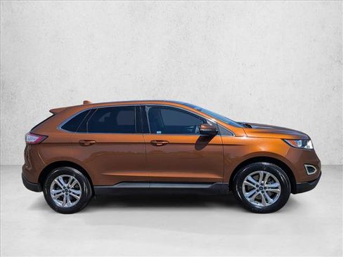 Used 2017 Ford Edge SEL AWD/4WD image 4
