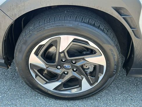 Certified 2024 Subaru Crosstrek 2.5i Limited AWD/4WD image 8