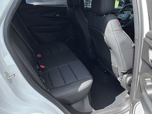 Used 2023 Chevrolet TrailBlazer RS w/ Sun and Liftgate Package FWD image 22
