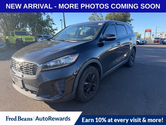 Used 2019 Kia Sorento FWD image 3